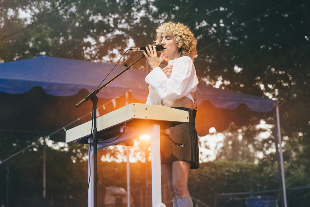 Tennis, Grand Lodge, photo by Blake Sourisseau
