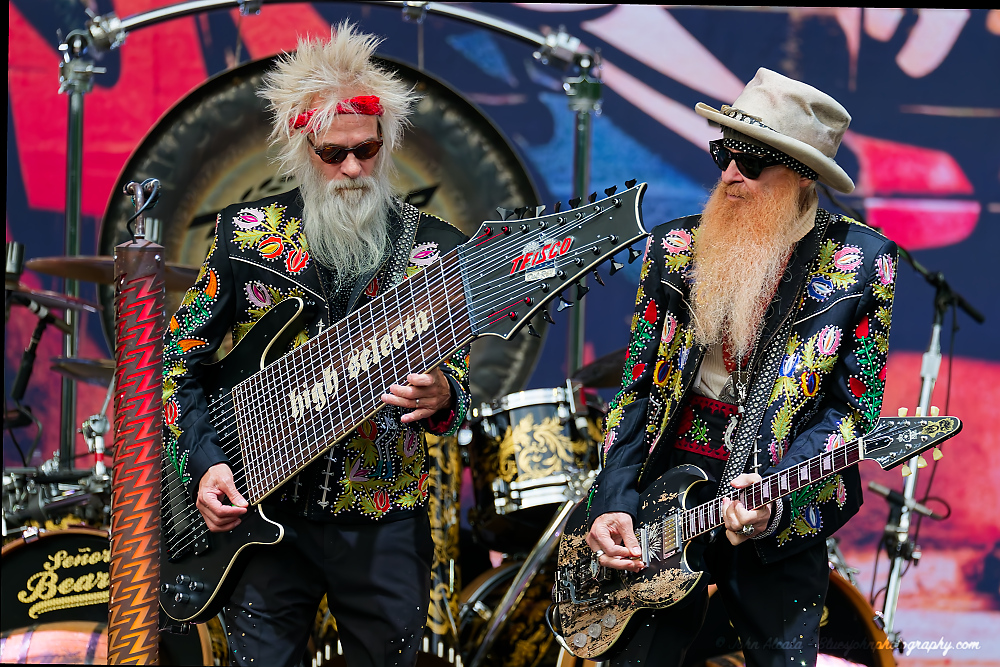 ZZ Top, Edgefield Amphitheater, photo by John Alcala