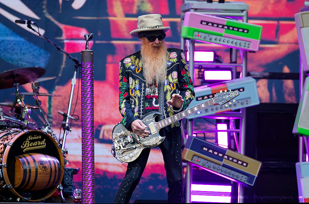 ZZ Top, Edgefield Amphitheater, photo by John Alcala
