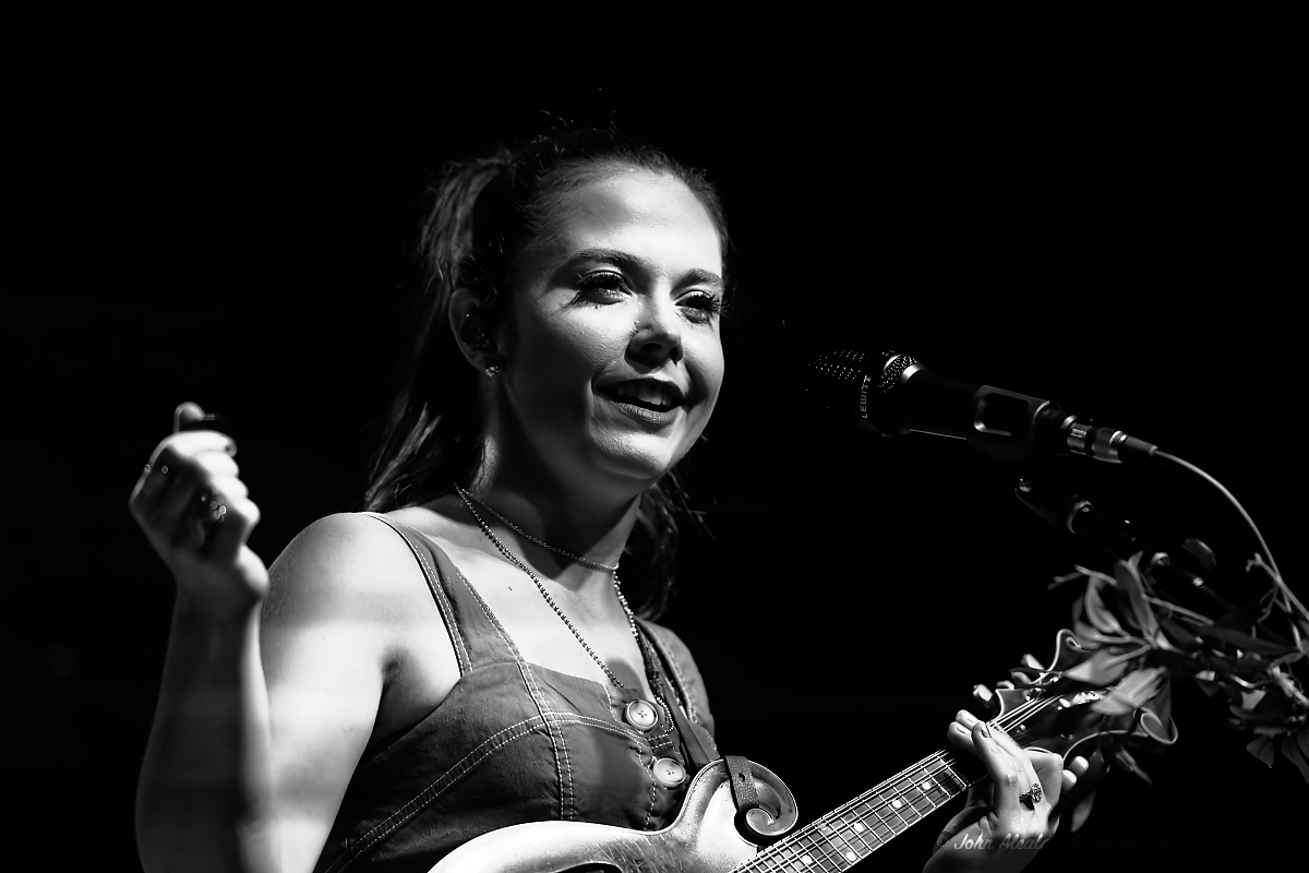 Sierra Hull, Aladdin Theater, photo by John Alcala