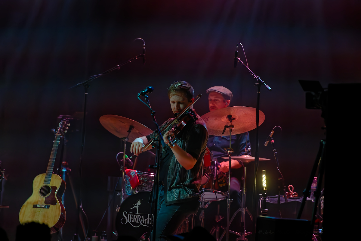Sierra Hull, Aladdin Theater, photo by John Alcala