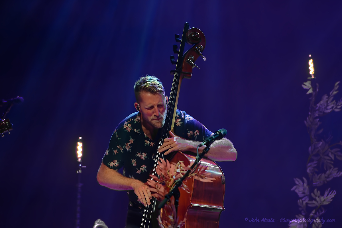 Sierra Hull, Aladdin Theater, photo by John Alcala