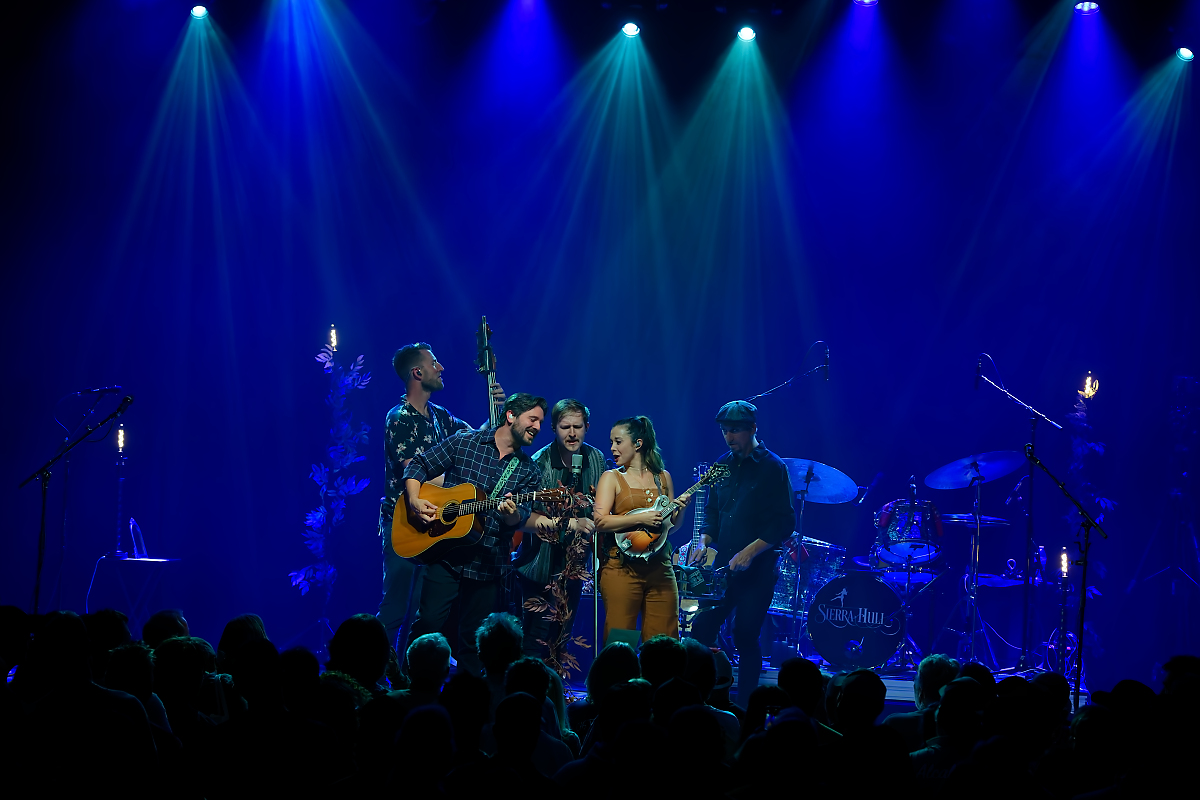 Sierra Hull, Aladdin Theater, photo by John Alcala