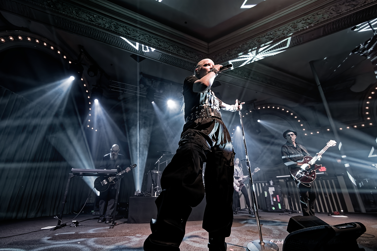 Garbage, Crystal Ballroom, photo by John Alcala