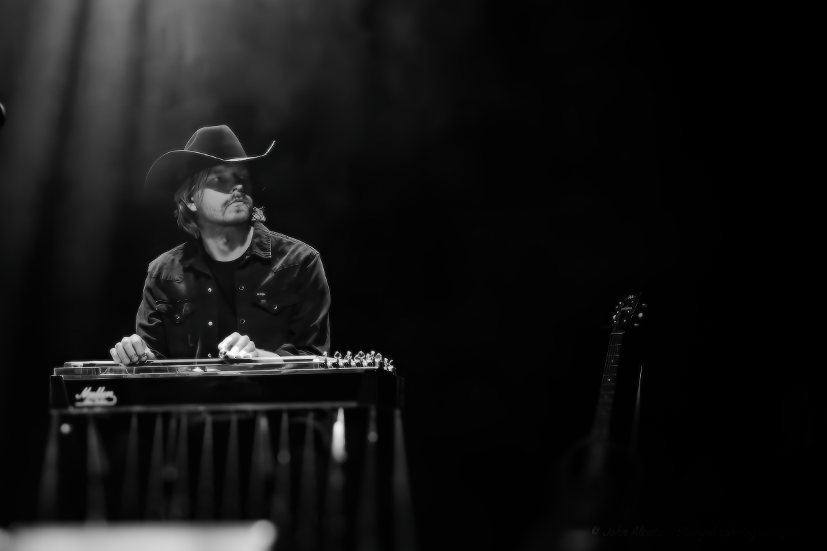 Lukas Nelson, McDonald Theatre, photo by John Alcala