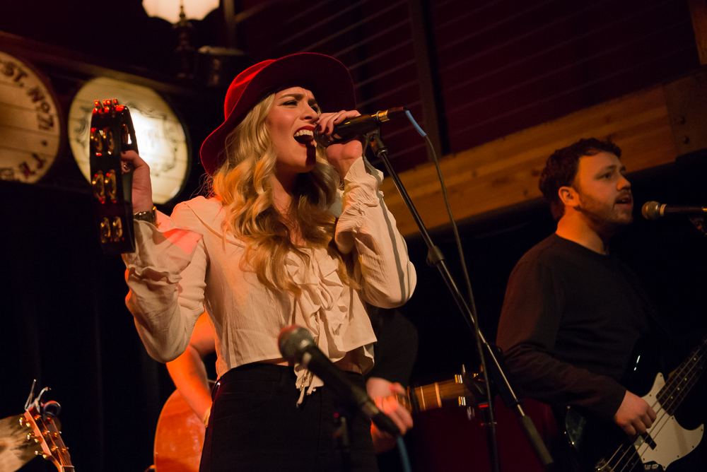 Haley Johnsen, Mississippi Studios, photo by Miss Ellanea