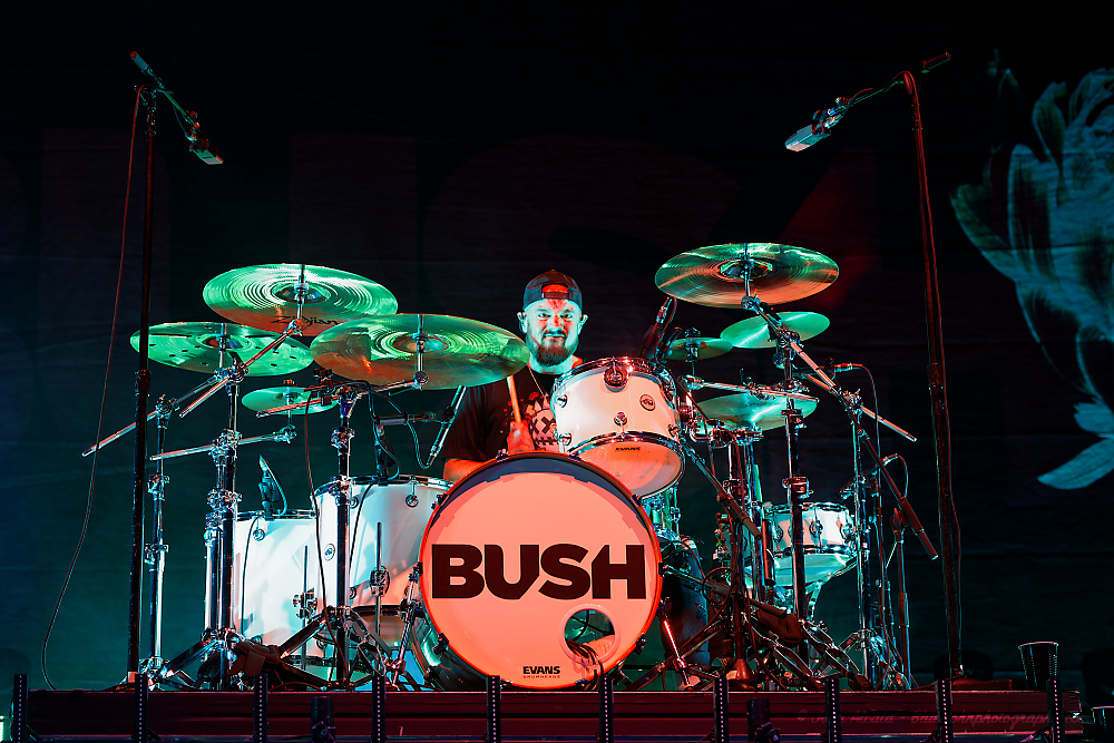 Bush, Theater of the Clouds, photo by John Alcala