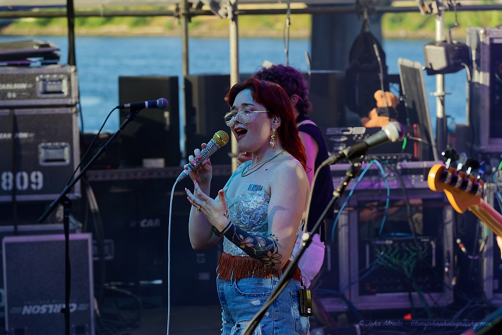 Glitterfox, Tom McCall Waterfront Park, photo by John Alcala