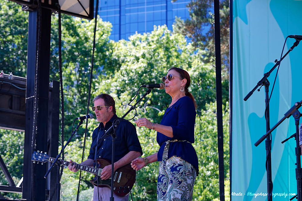 The Delines, Tom McCall Waterfront Park, photo by John Alcala