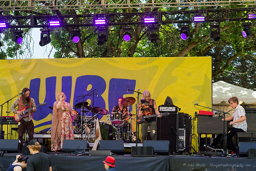 Nikki Jones, Tom McCall Waterfront Park, photo by John Alcala