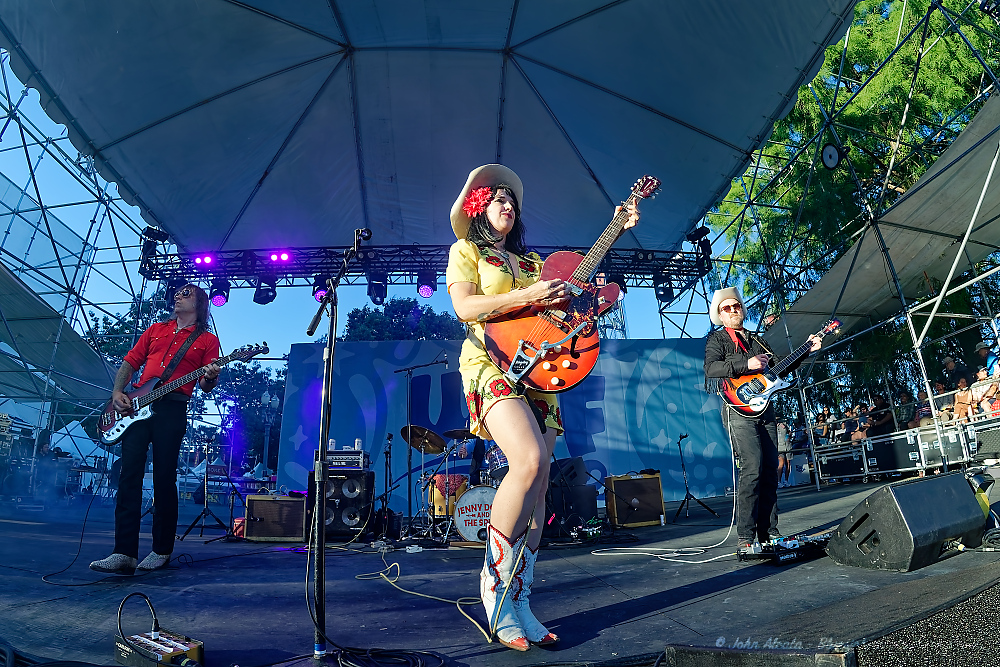 Jenny Don't & The Spurs, Tom McCall Waterfront Park, photo by John Alcala