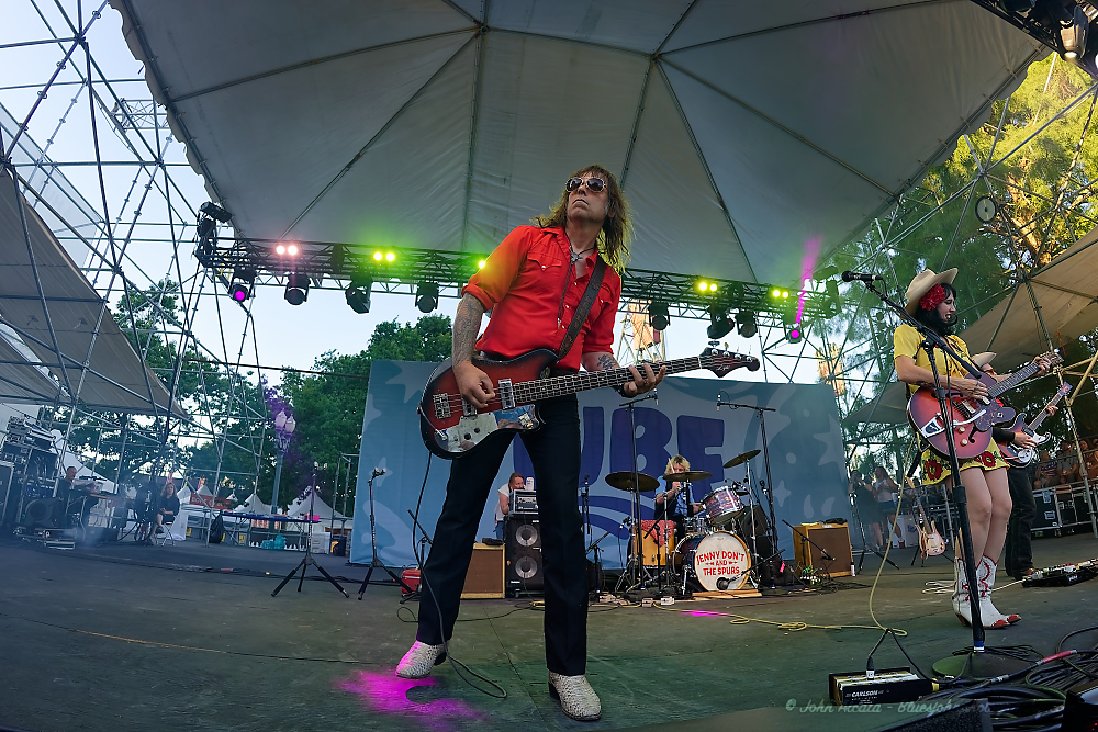Jenny Don't & The Spurs, Tom McCall Waterfront Park, photo by John Alcala
