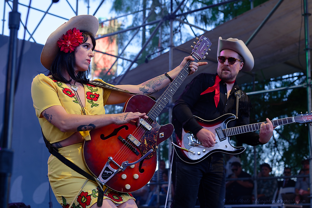 Jenny Don't & The Spurs, Tom McCall Waterfront Park, photo by John Alcala