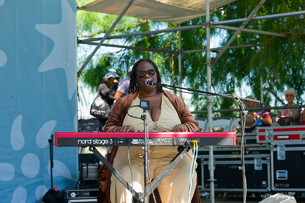 Brittany Davis, Tom McCall Waterfront Park, photo by John Alcala