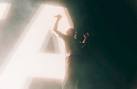 Tame Impala, Moda Center, photo by Blake Sourisseau