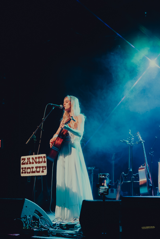 Zandi Holup, Wonder Ballroom, photo by Bailey Bonney-Vogler