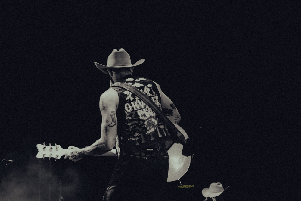Orville Peck, Edgefield Amphitheater, photo by Bailey Bonney-Vogler
