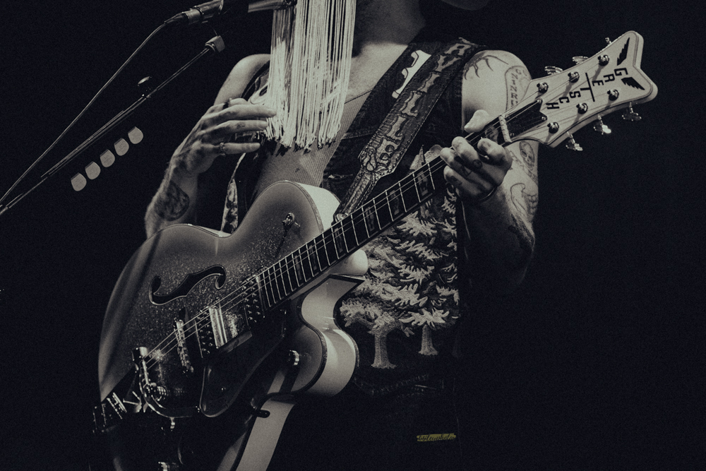 Orville Peck, Edgefield Amphitheater, photo by Bailey Bonney-Vogler