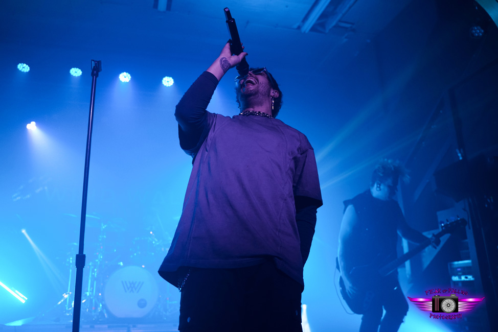 Wind Walkers, Hawthorne Theatre, photo by Joshua Hathaway