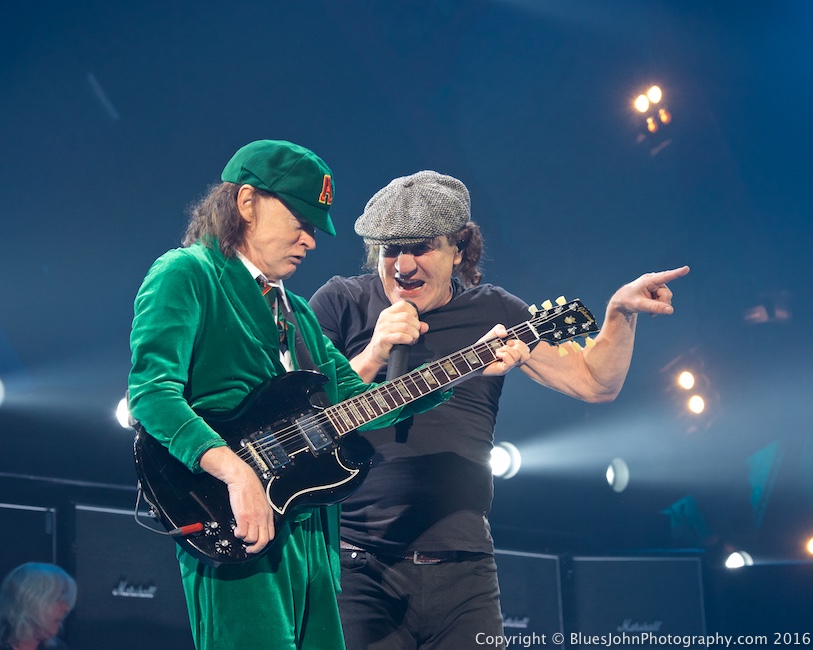 AC/DC, Tacoma Dome, photo by John Alcala