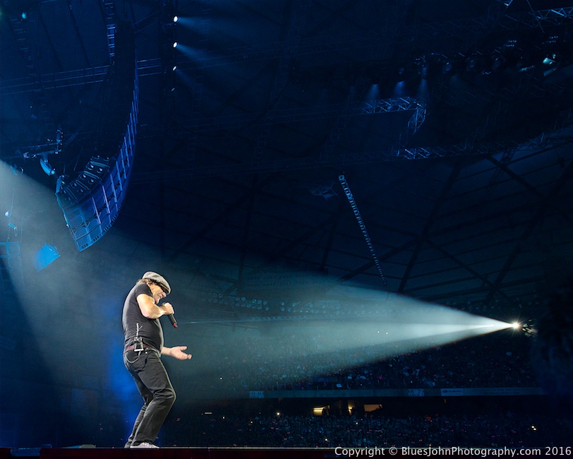 AC/DC, Tacoma Dome, photo by John Alcala
