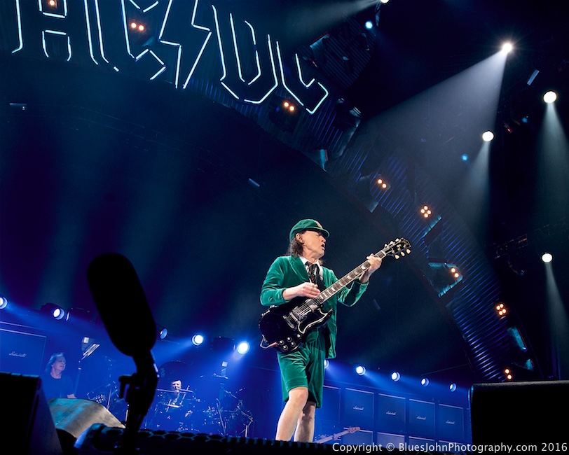 AC/DC, Tacoma Dome, photo by John Alcala