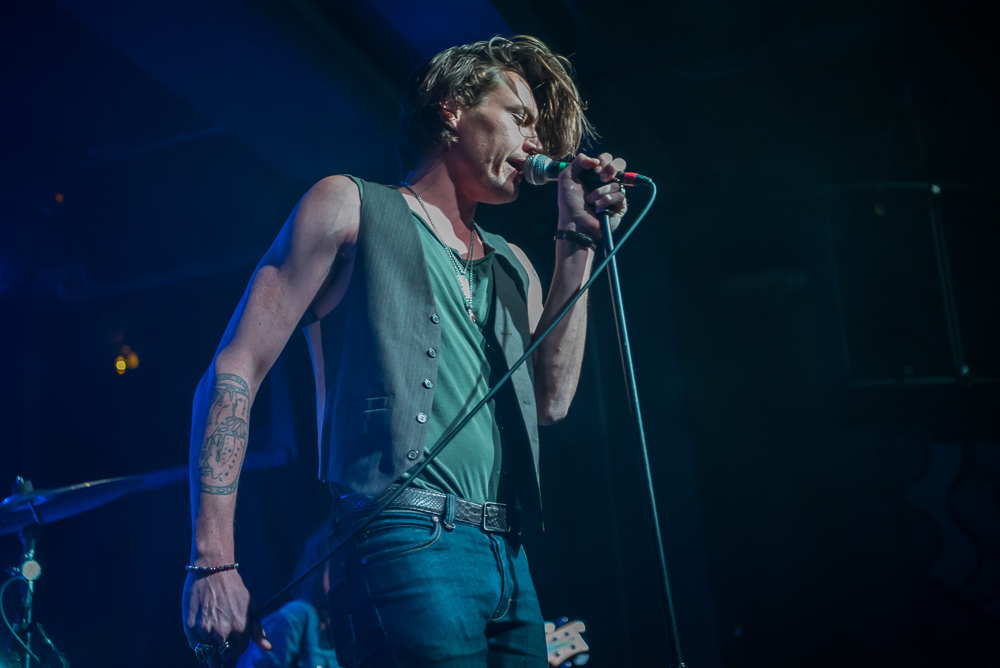 Mount Holly, Wonder Ballroom, photo by Miss Ellanea