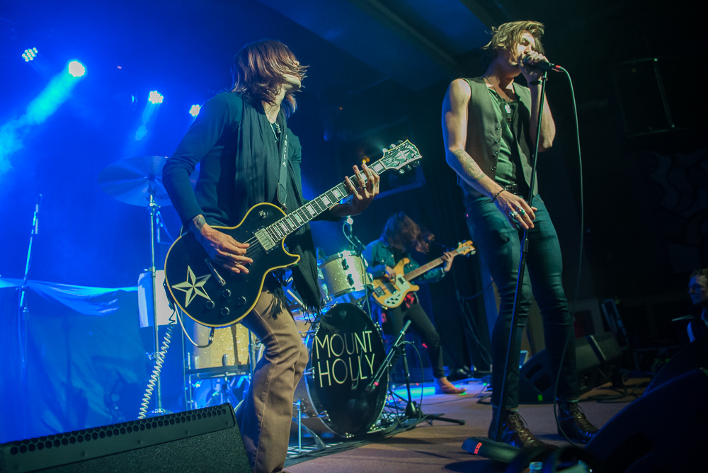 Mount Holly, Wonder Ballroom, photo by Miss Ellanea