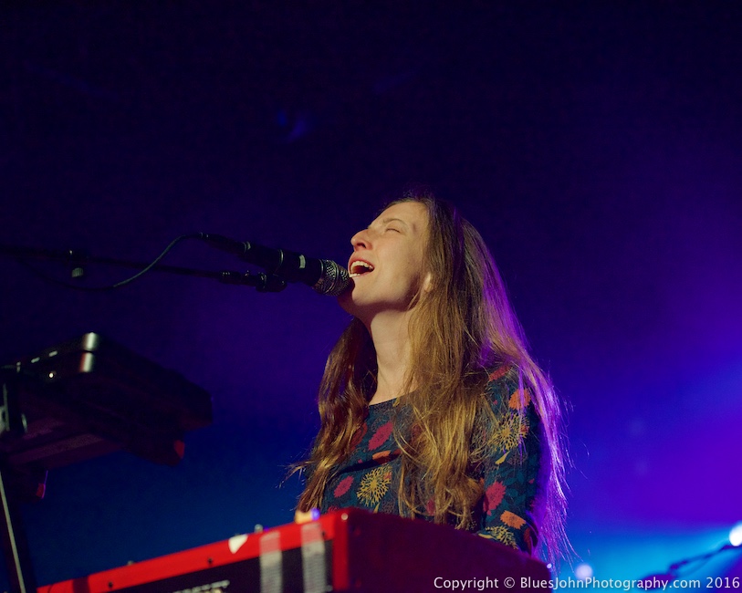 Eliza Hardy Jones, Roseland Theater, photo by John Alcala