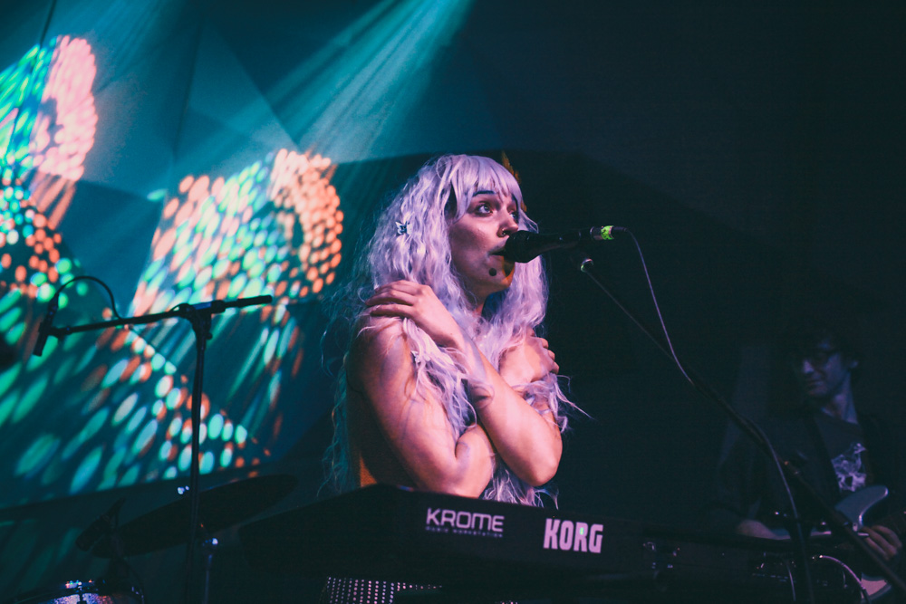 Coco Columbia, Holocene, photo by Tojo Andrianarivo