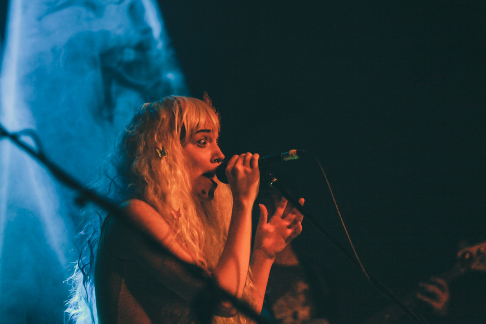 Coco Columbia, Holocene, photo by Tojo Andrianarivo