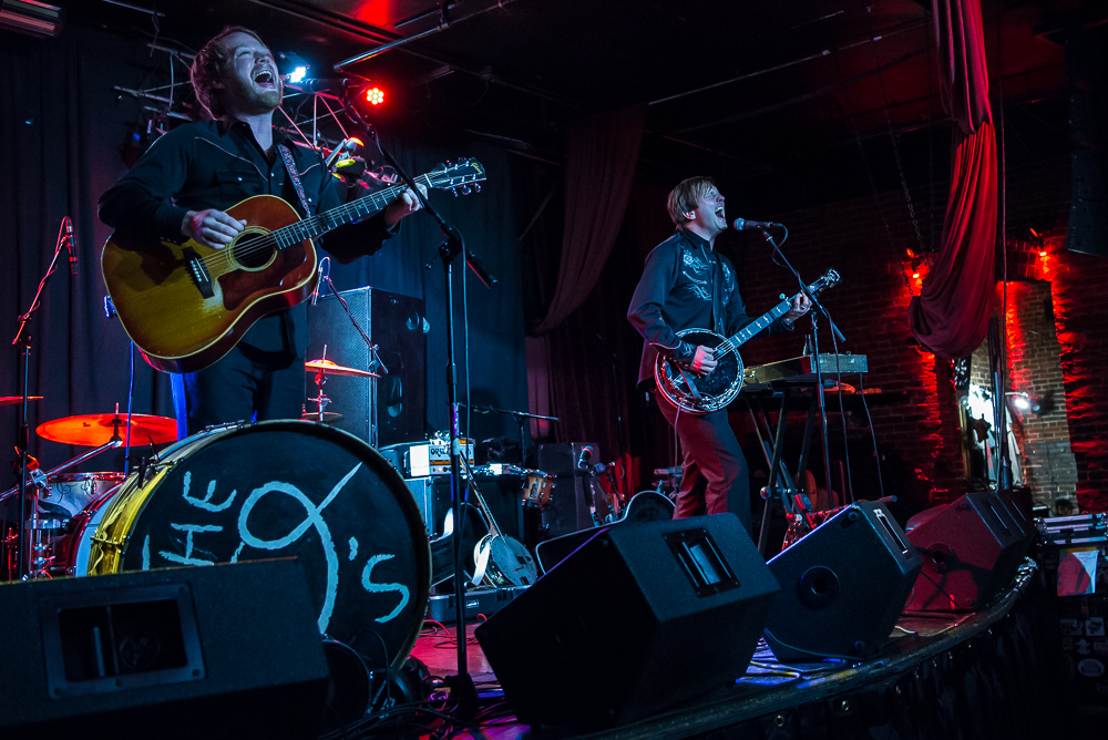 The O's, Dante's, photo by Miss Ellanea