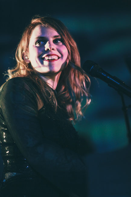 Cœur de Pirate, Aladdin Theater, photo by Tojo Andrianarivo