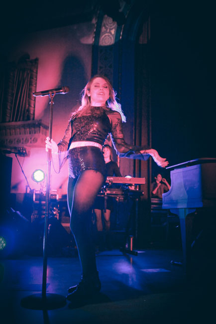 Cœur de Pirate, Aladdin Theater, photo by Tojo Andrianarivo