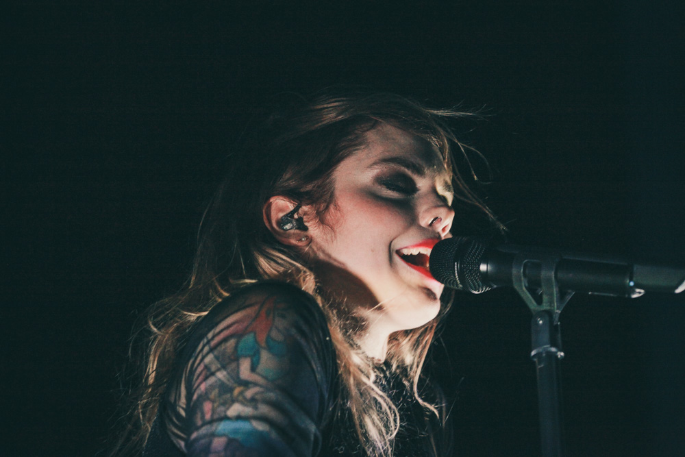 Cœur de Pirate, Aladdin Theater, photo by Tojo Andrianarivo