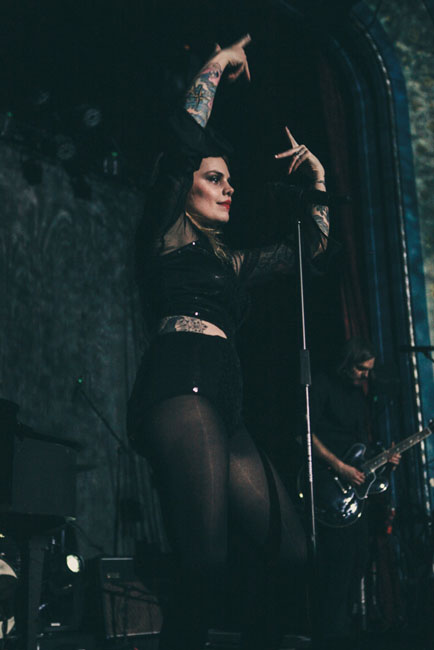 Cœur de Pirate, Aladdin Theater, photo by Tojo Andrianarivo