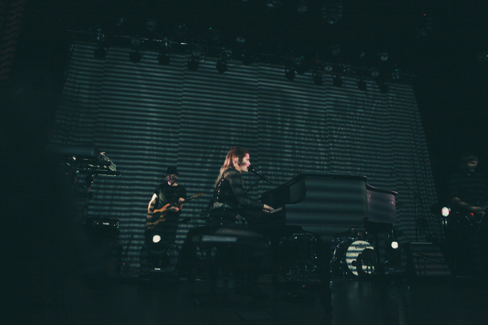 Cœur de Pirate, Aladdin Theater, photo by Tojo Andrianarivo