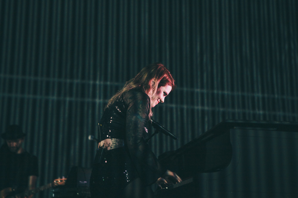 Cœur de Pirate, Aladdin Theater, photo by Tojo Andrianarivo