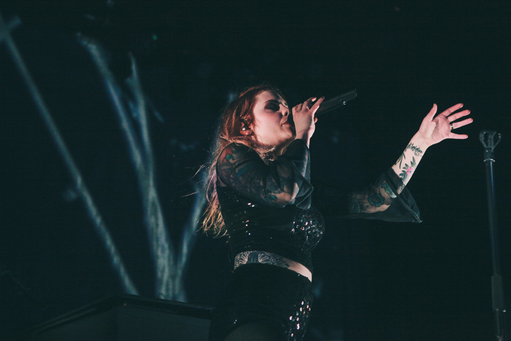 Cœur de Pirate, Aladdin Theater, photo by Tojo Andrianarivo