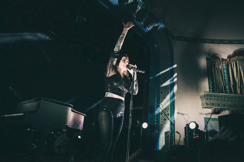 Cœur de Pirate, Aladdin Theater, photo by Tojo Andrianarivo