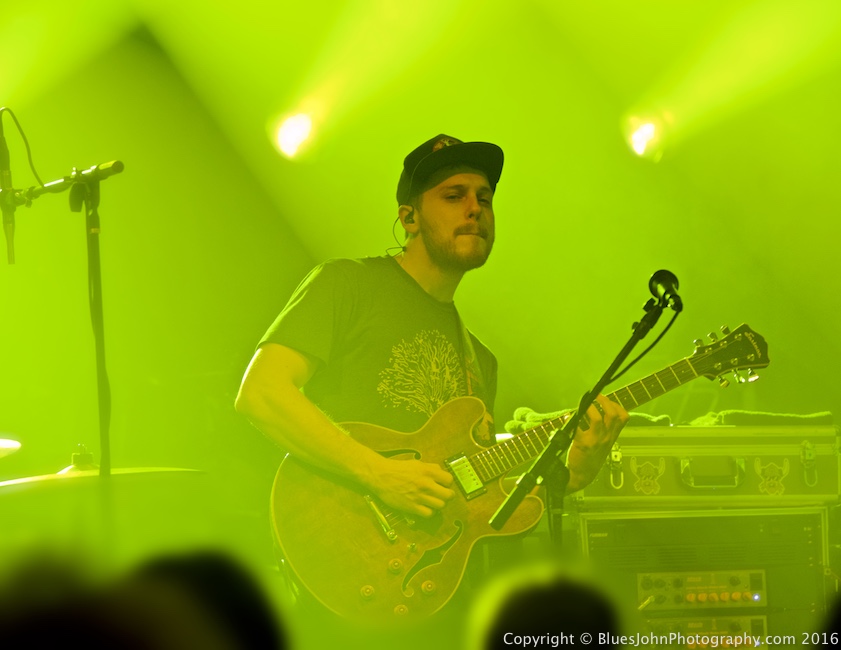 TAUK, Crystal Ballroom, photo by John Alcala