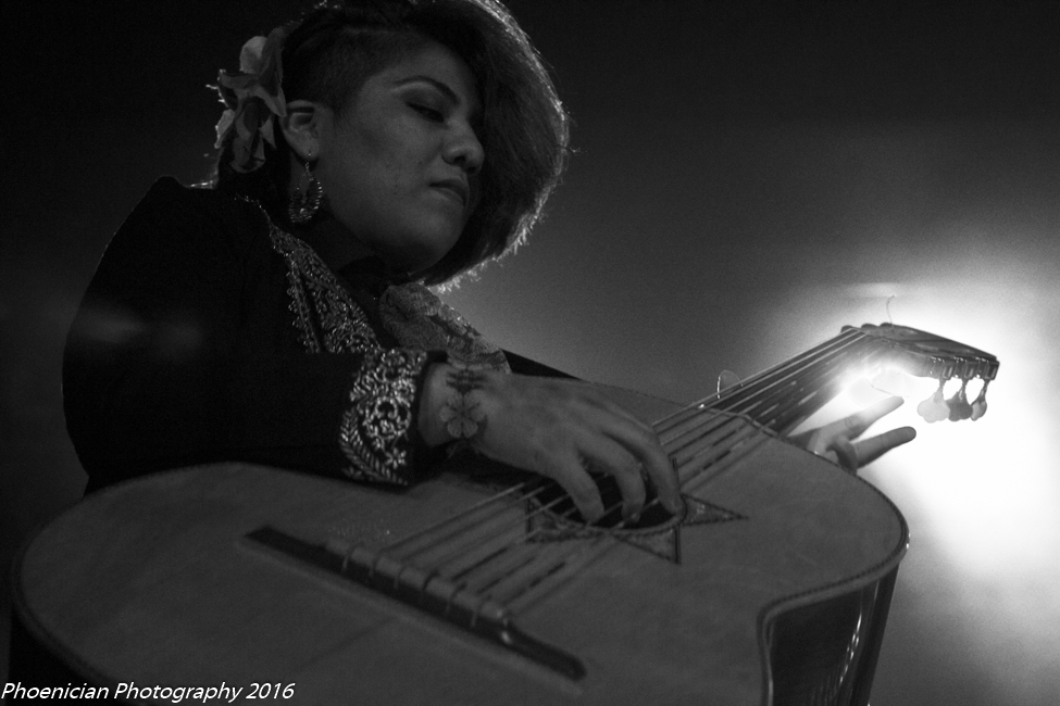 Flor de Toloache, Roseland Theater, photo by Jennifer Boren