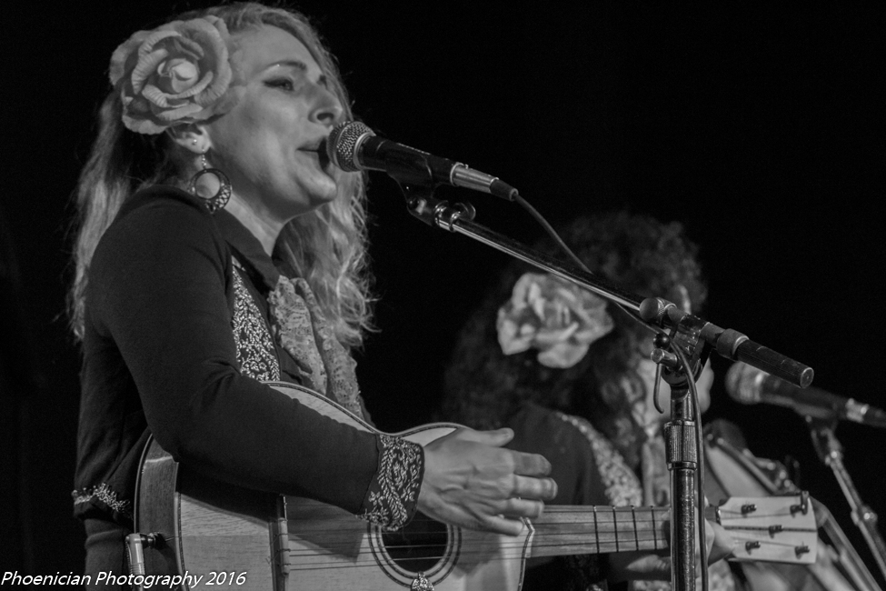 Flor de Toloache, Roseland Theater, photo by Jennifer Boren