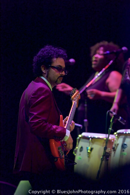 Sharon Jones & the Dap-Kings, Keller Auditorium, Soul'd Out Music Festival, photo by John Alcala