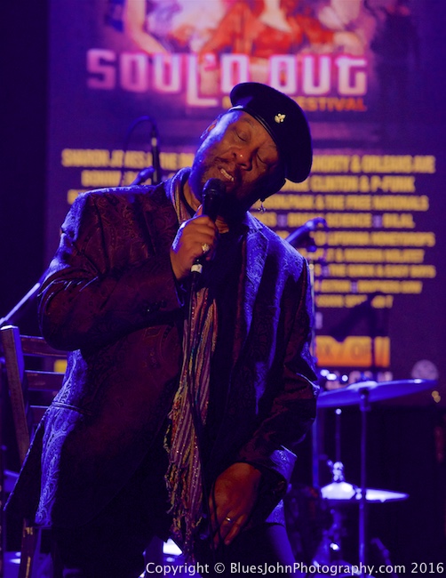 Willie West, Star Theater, photo by John Alcala