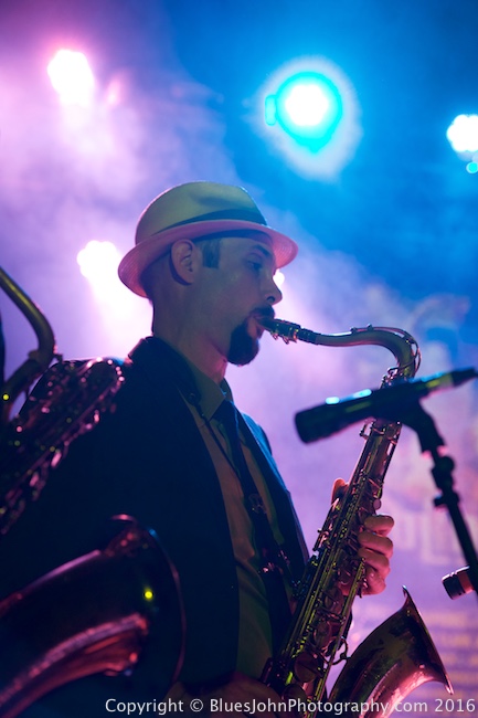 Willie West, Ural Thomas & The Pain, Star Theater, photo by John Alcala