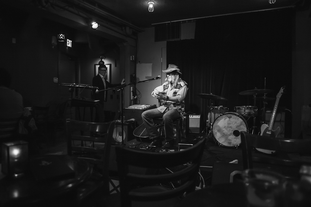 Lewi Longmire, Al's Den, photo by Veronica Rose