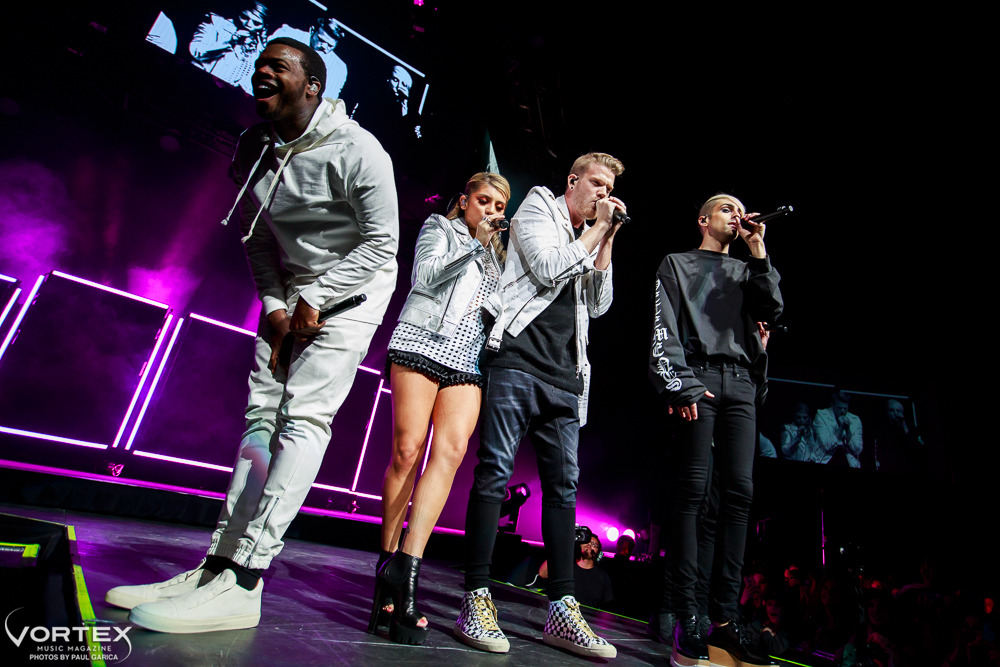 Pentatonix, Moda Center, photo by Paul Garcia