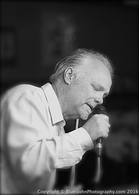 Curtis Salgado, Music Millennium, photo by John Alcala