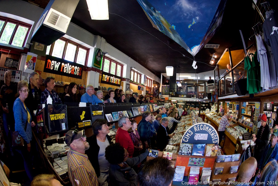 Curtis Salgado, Music Millennium, photo by John Alcala